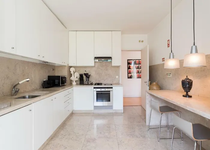 Flh Chiado Design Flat Apartment Lisbon