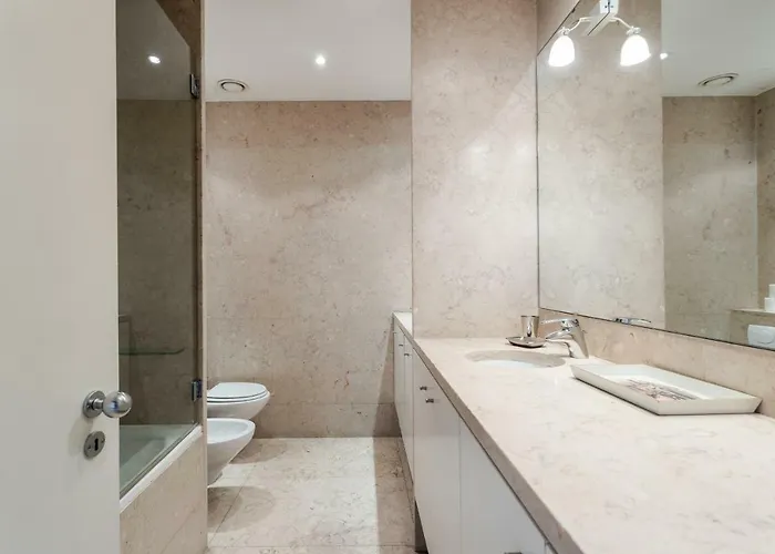 Flh Chiado Design Flat Apartment Lisbon